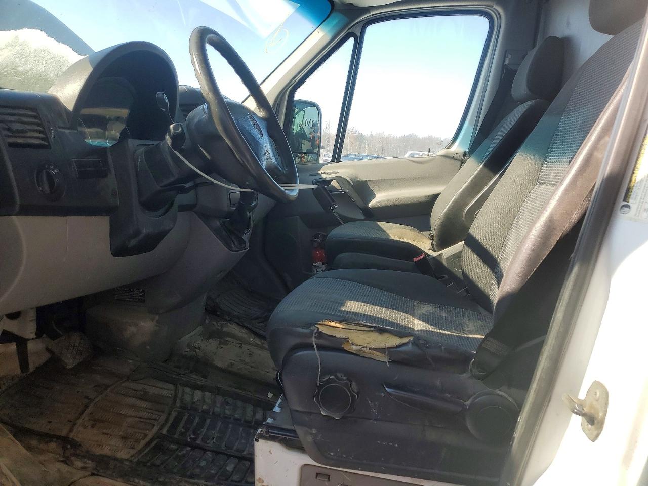 2013 MERCEDES-BENZ SPRINTER 2500 photo 7