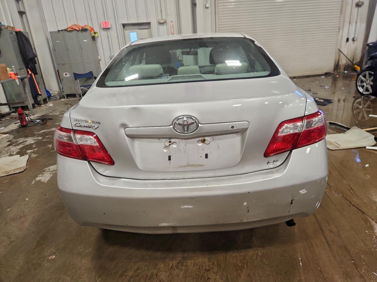 2009 TOYOTA CAMRY BASE photo 6