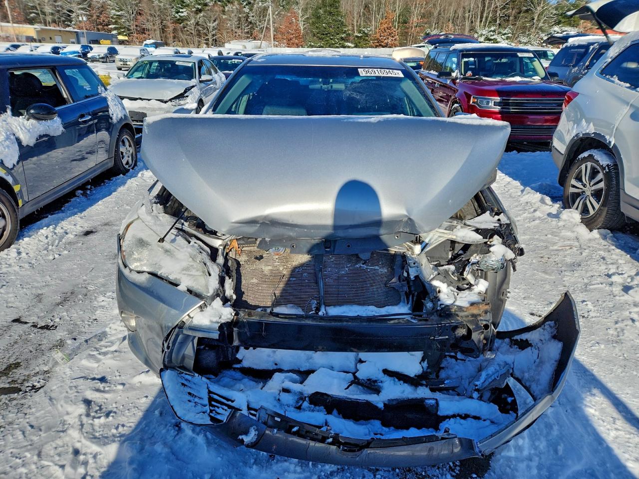 2016 TOYOTA CAMRY LE photo 5