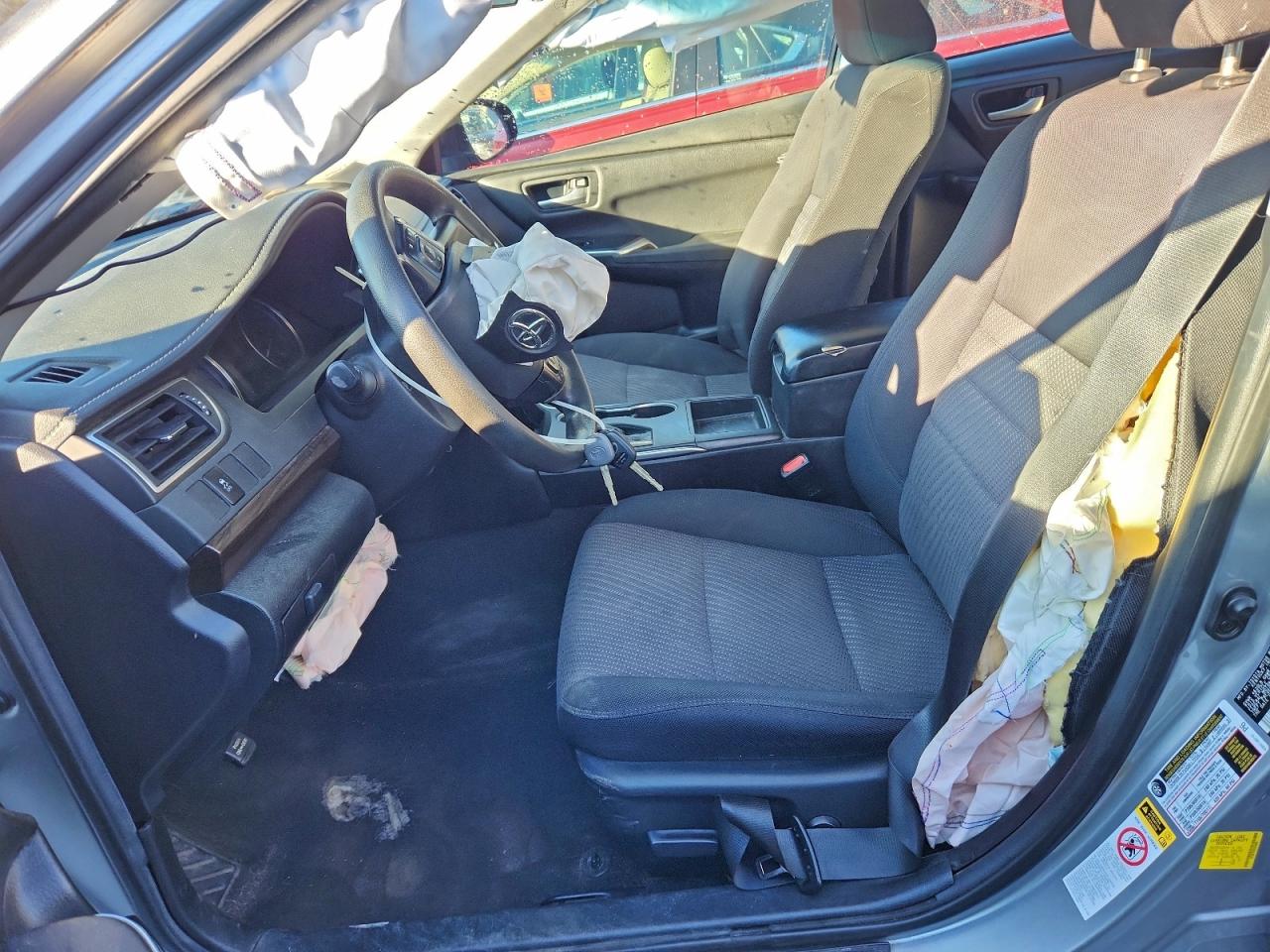 2016 TOYOTA CAMRY LE photo 7