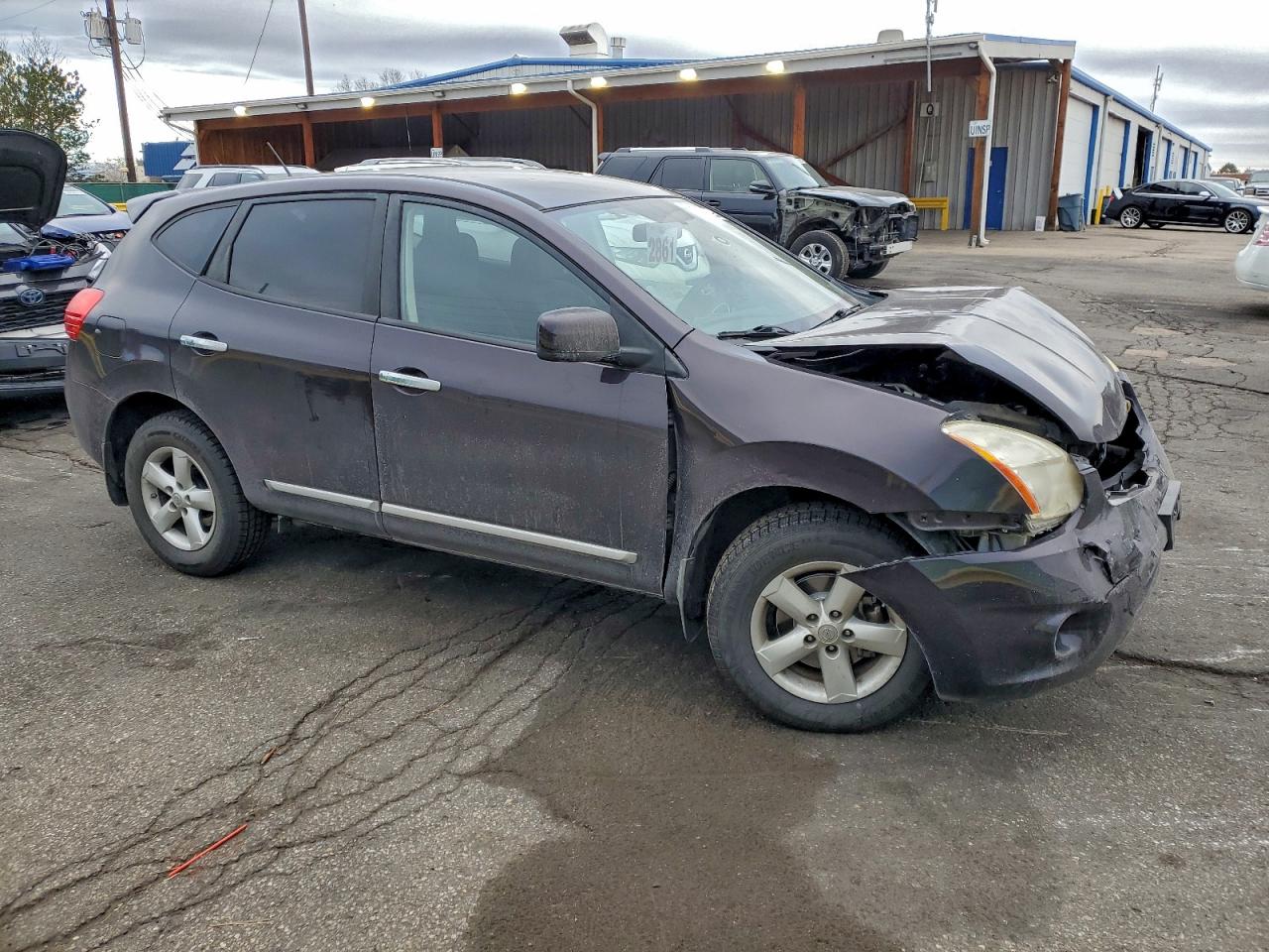 2013 NISSAN ROGUE S photo 4