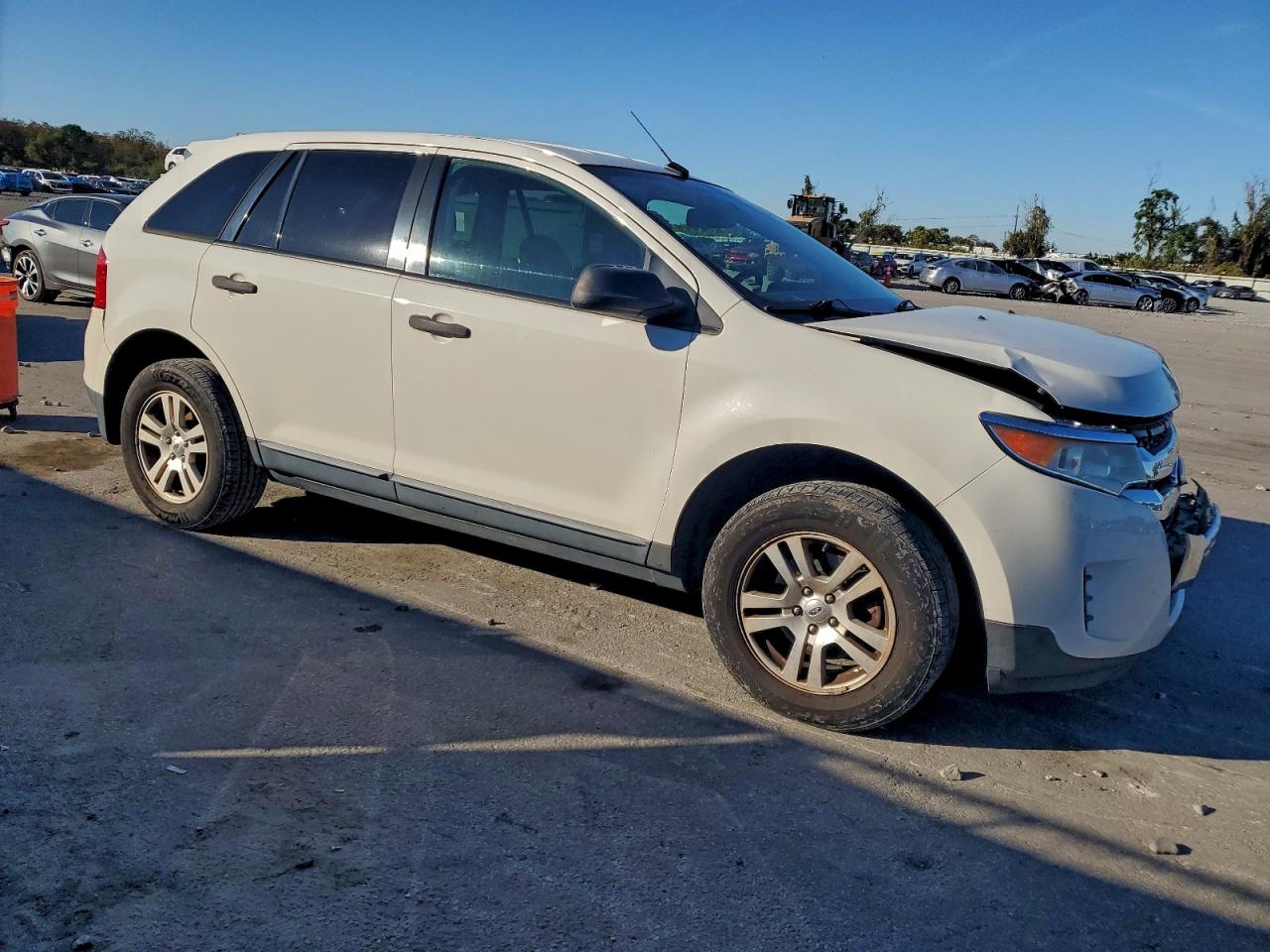 2013 FORD EDGE SE photo 4