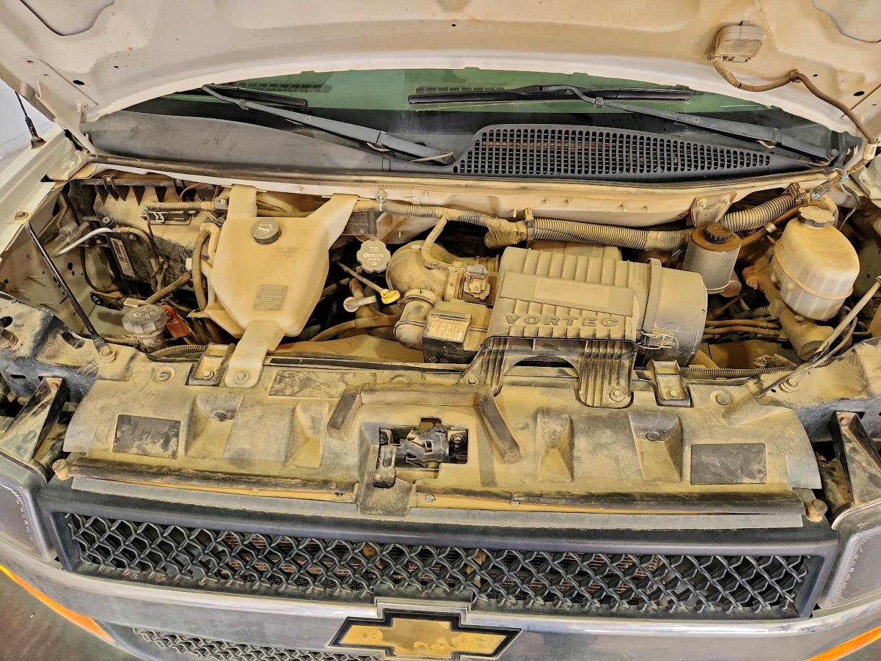 2018 CHEVROLET EXPRESS G3500 LT photo 12