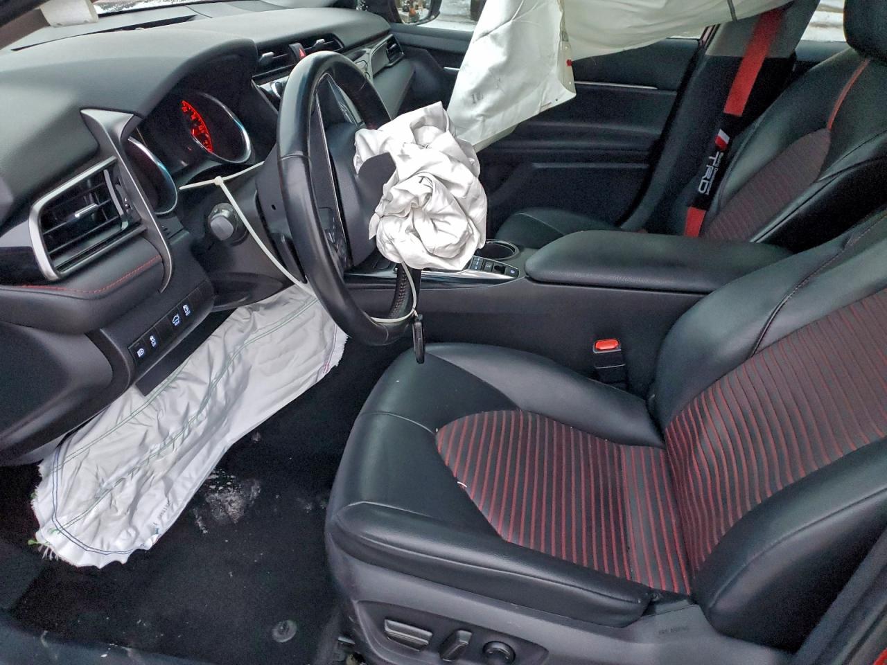 2020 TOYOTA CAMRY TRD photo 7