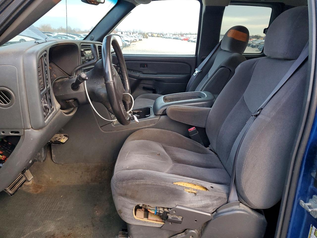 2004 GMC NEW SIERRA K1500 photo 7