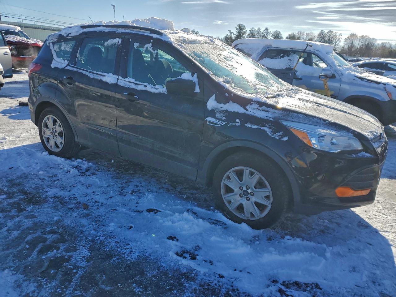 2016 FORD ESCAPE S photo 4