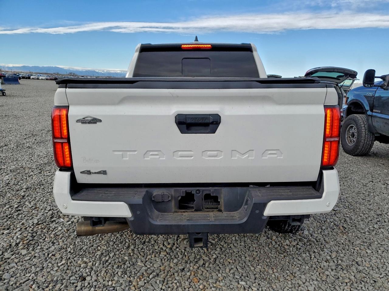 2024 TOYOTA TACOMA DOUBLE CAB photo 6