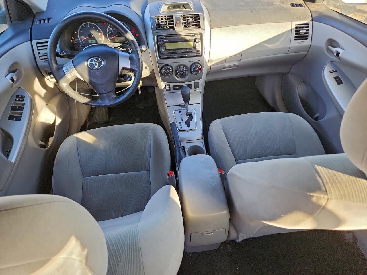 2012 TOYOTA COROLLA BASE photo 8