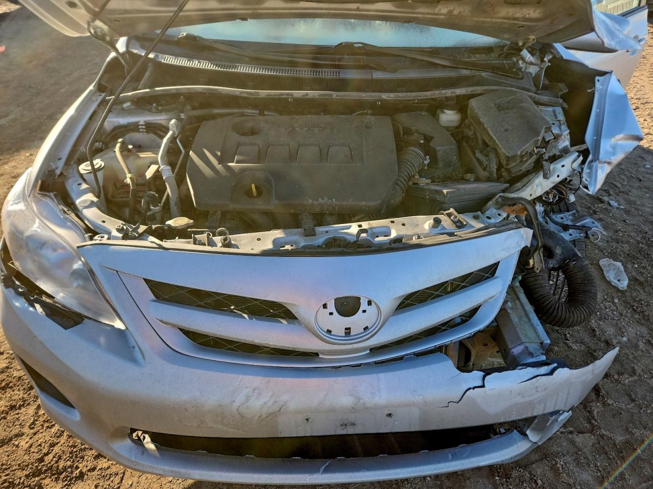 2012 TOYOTA COROLLA BASE photo 11