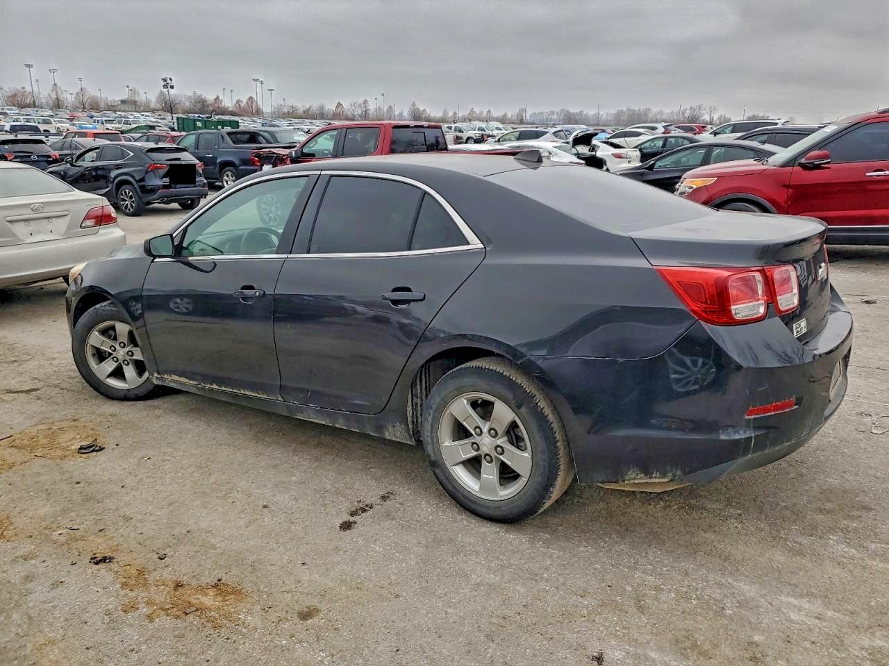 2013 CHEVROLET MALIBU LS photo 2