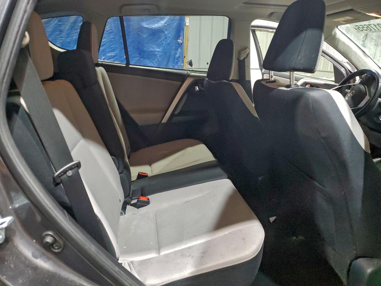 2016 TOYOTA RAV4 XLE photo 11