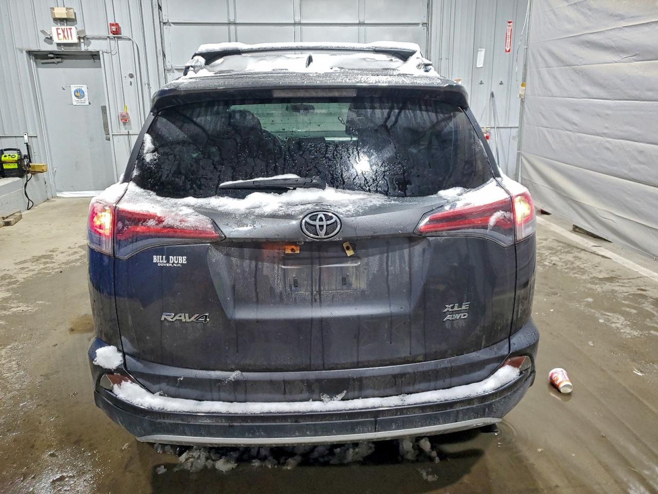 2016 TOYOTA RAV4 XLE photo 6