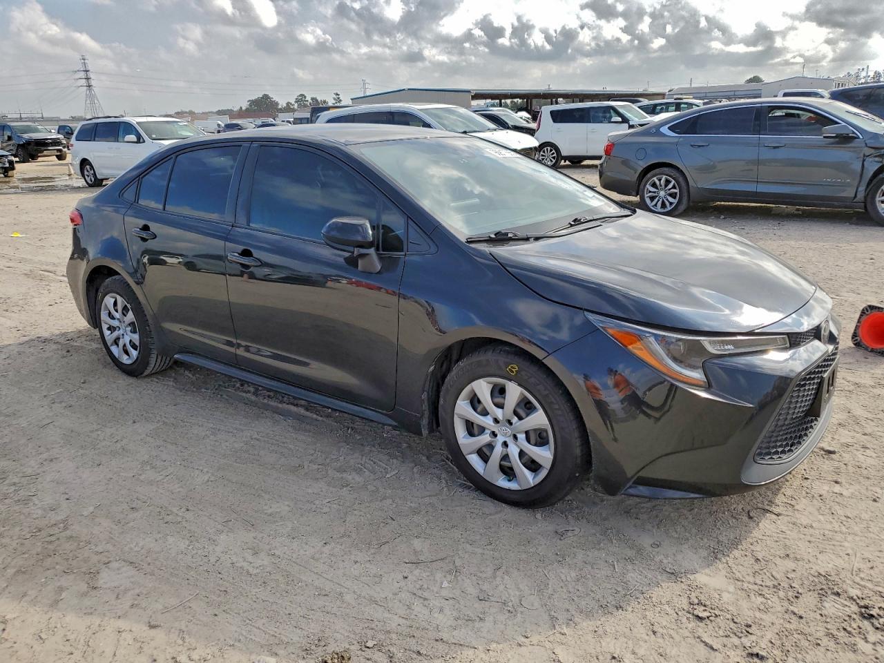 2020 TOYOTA COROLLA LE photo 4