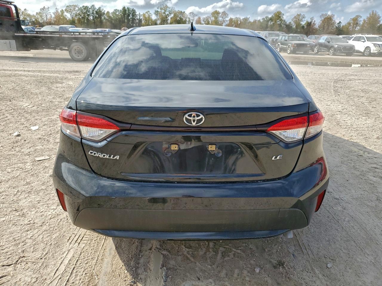 2020 TOYOTA COROLLA LE photo 6