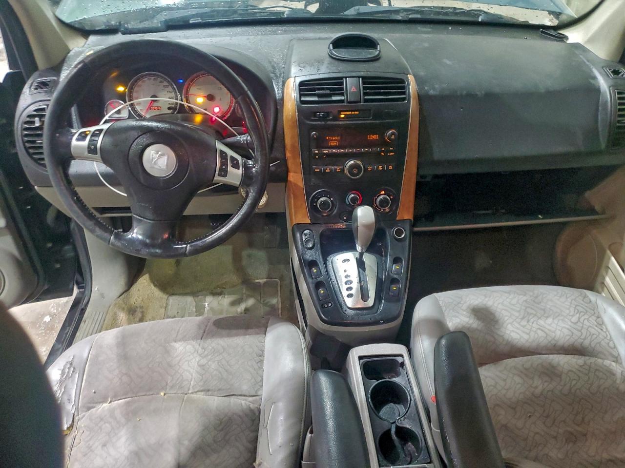 2006 SATURN VUE photo 8