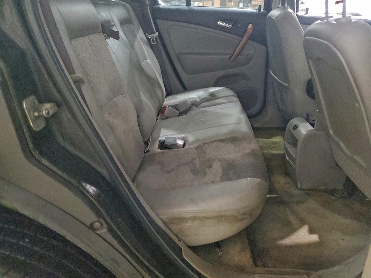 2006 SATURN VUE photo 10