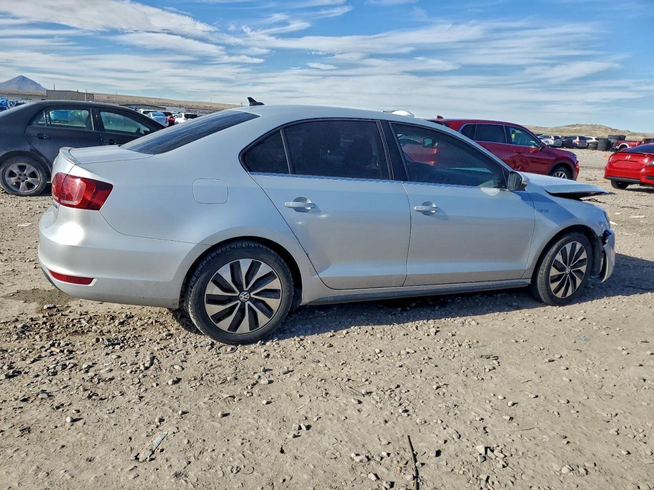 2013 VOLKSWAGEN JETTA HYBRID photo 3