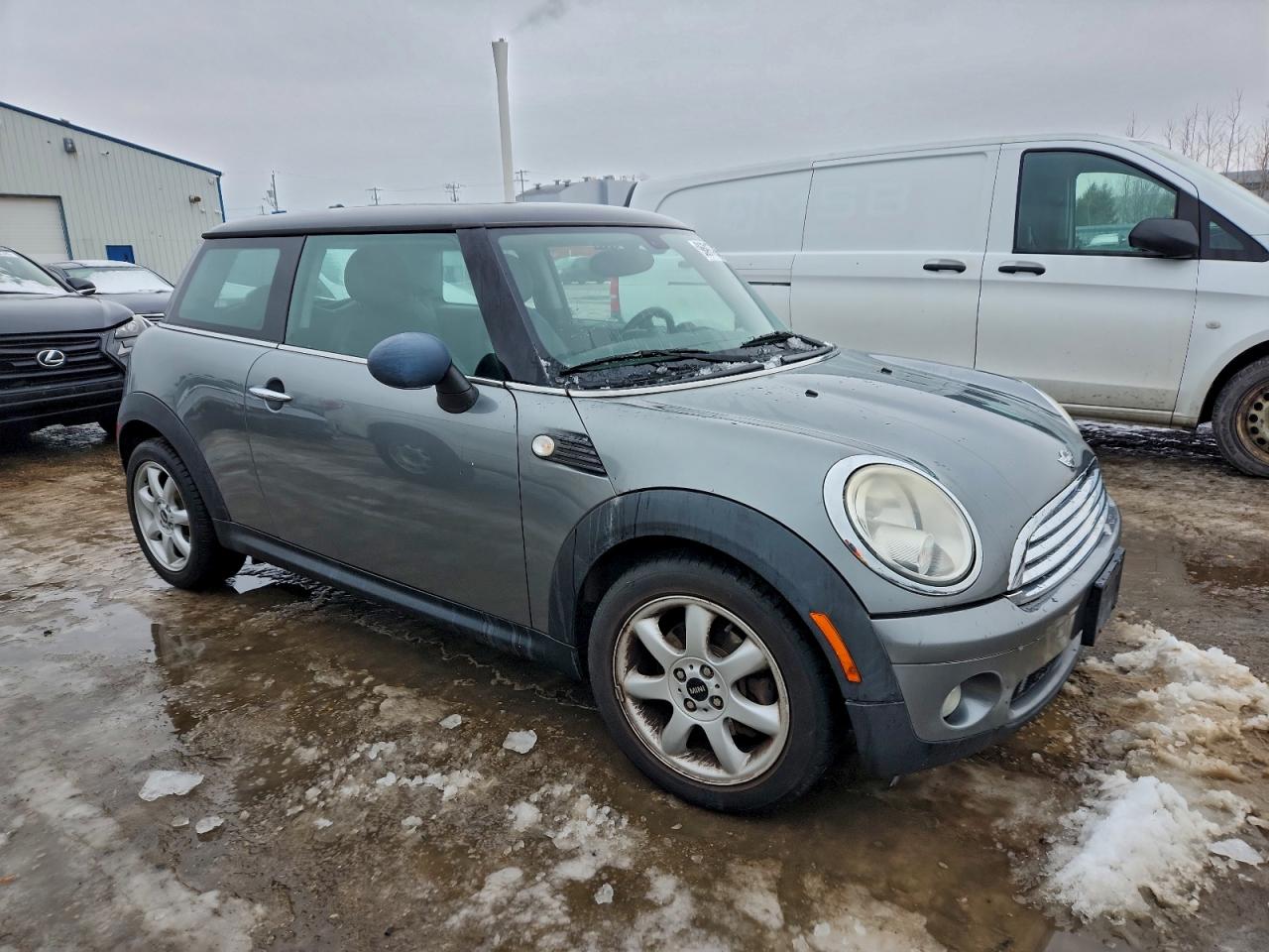 2010 MINI COOPER photo 4