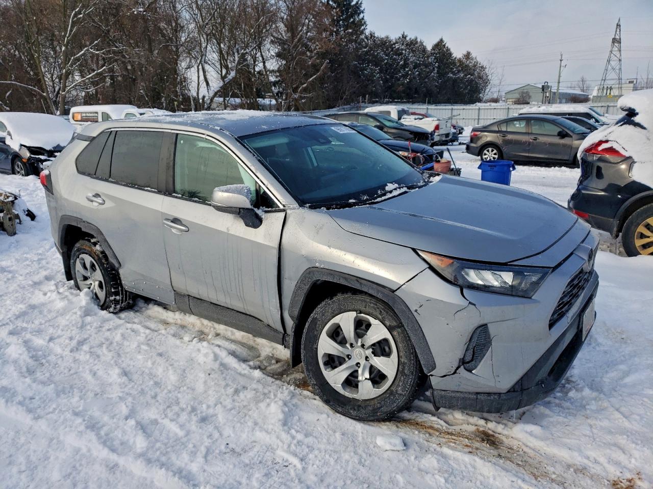 2022 TOYOTA RAV4 LE photo 4
