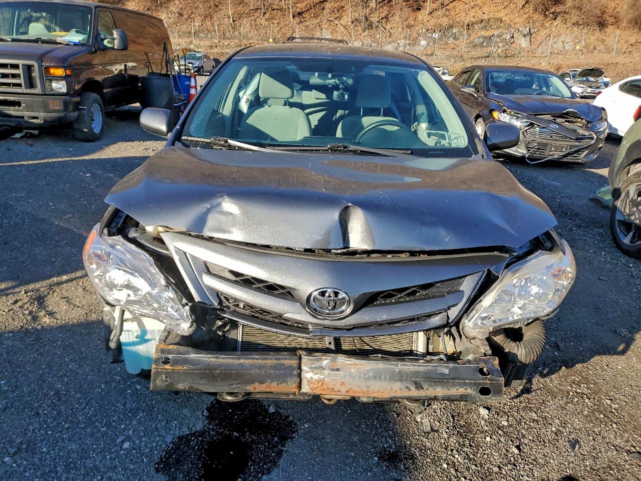 2011 TOYOTA COROLLA BASE photo 5