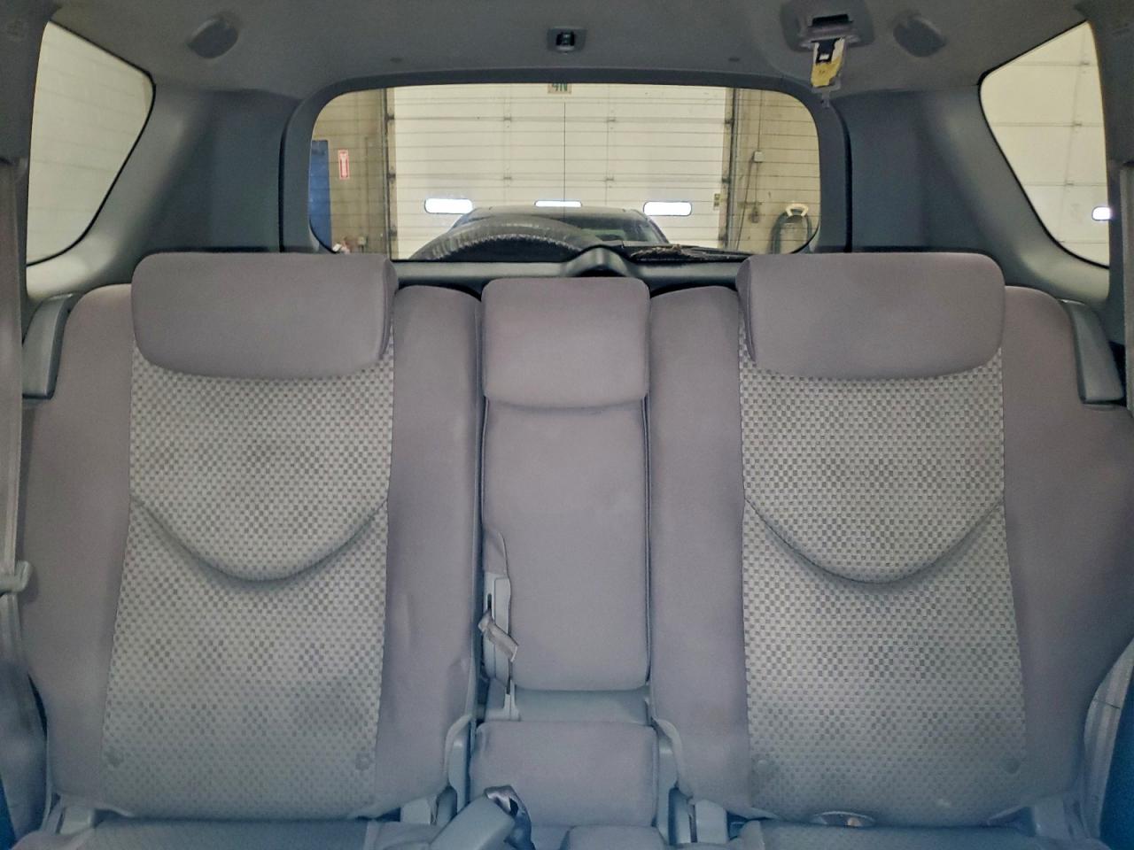 2007 TOYOTA RAV4 BASE photo 19