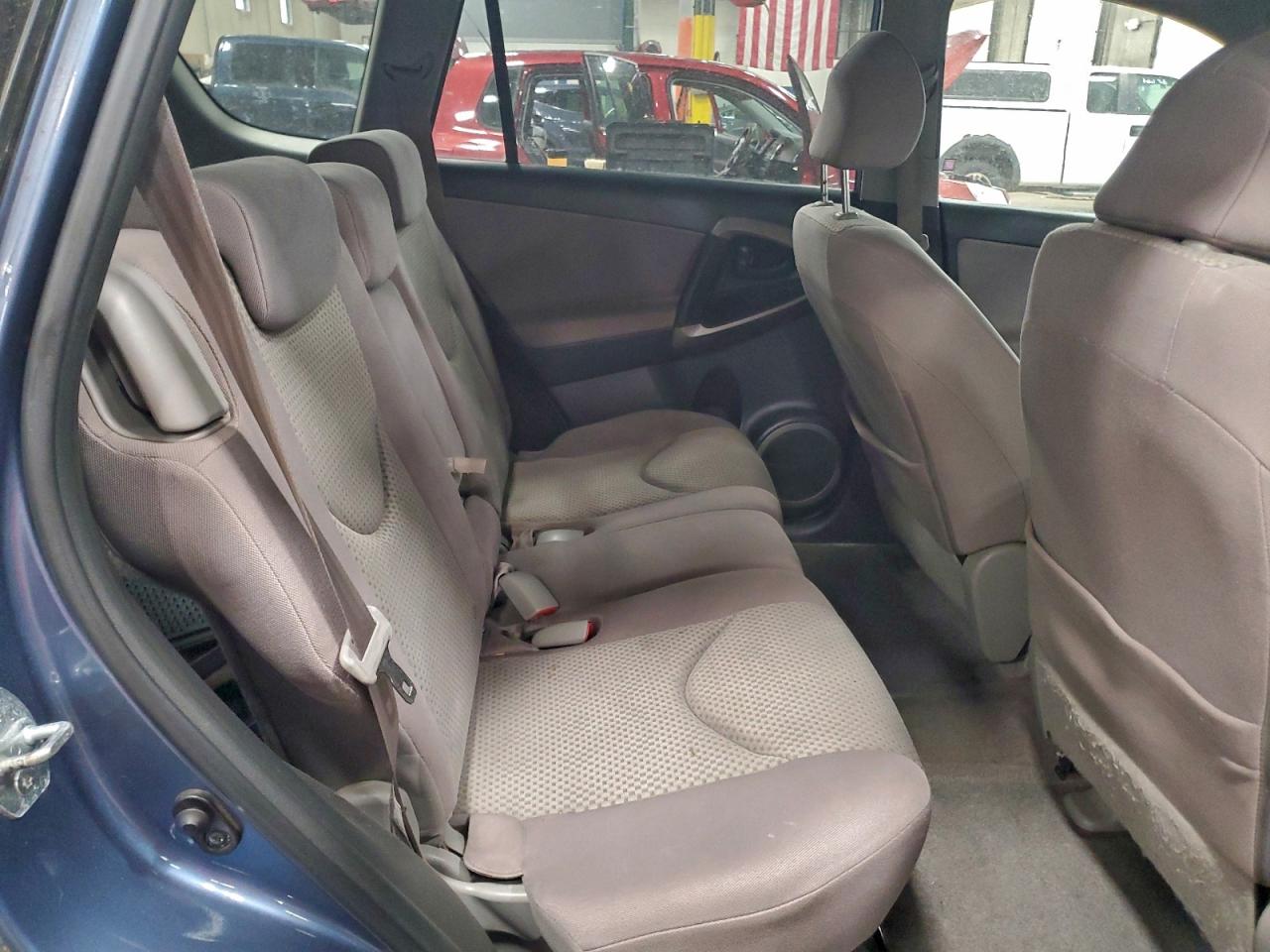 2007 TOYOTA RAV4 BASE photo 21