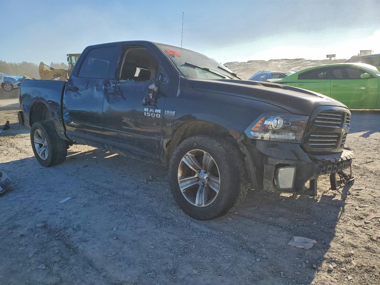 2013 RAM 1500 SPORT photo 4