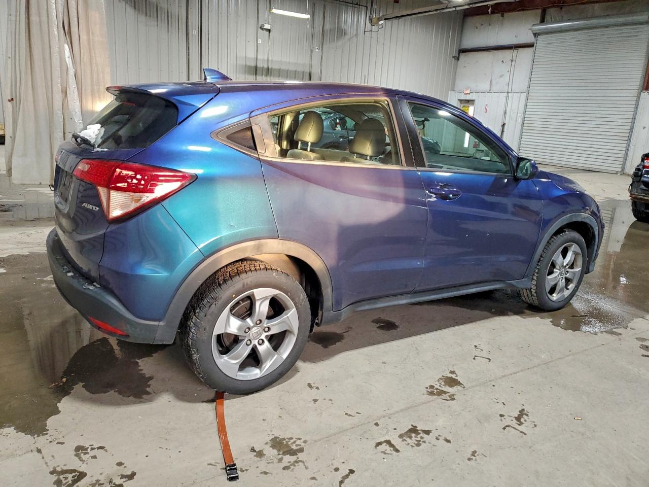 2016 HONDA HR-V LX photo 3