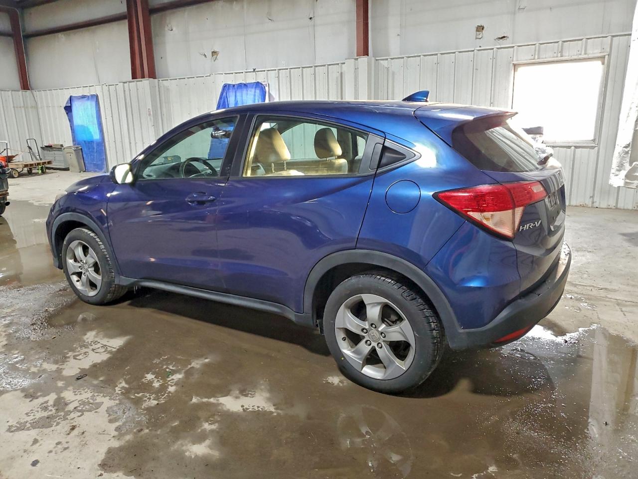 2016 HONDA HR-V LX photo 2