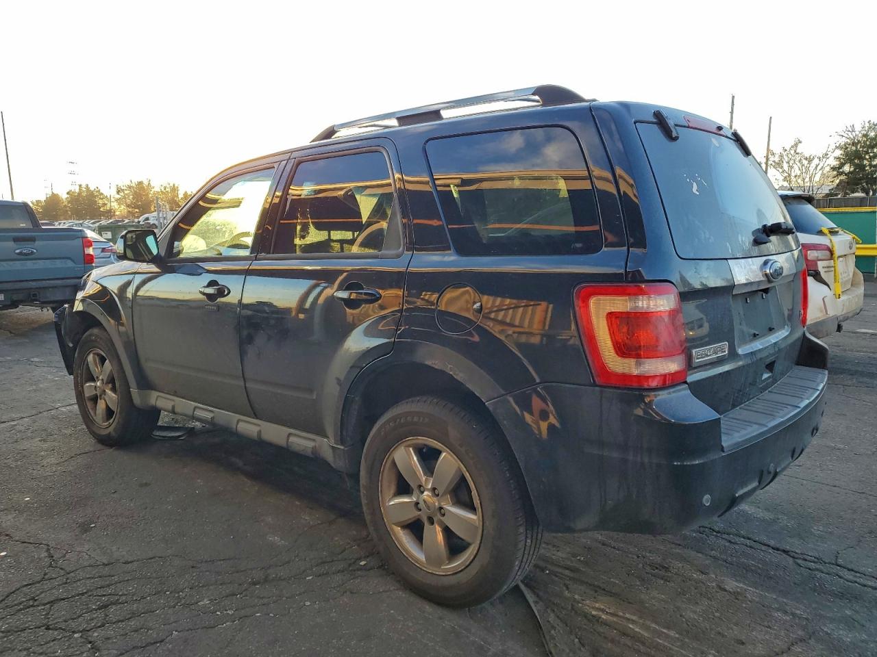 2012 FORD ESCAPE LIMITED photo 2