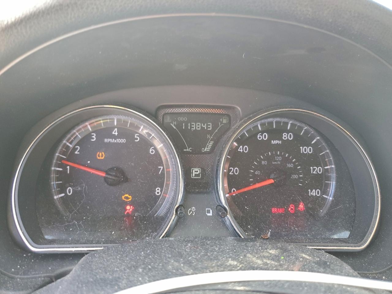 2019 NISSAN VERSA S photo 9