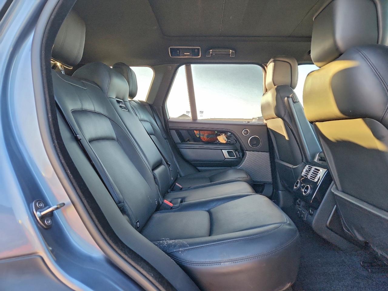 2020 LAND ROVER RANGE ROVER HSE photo 10