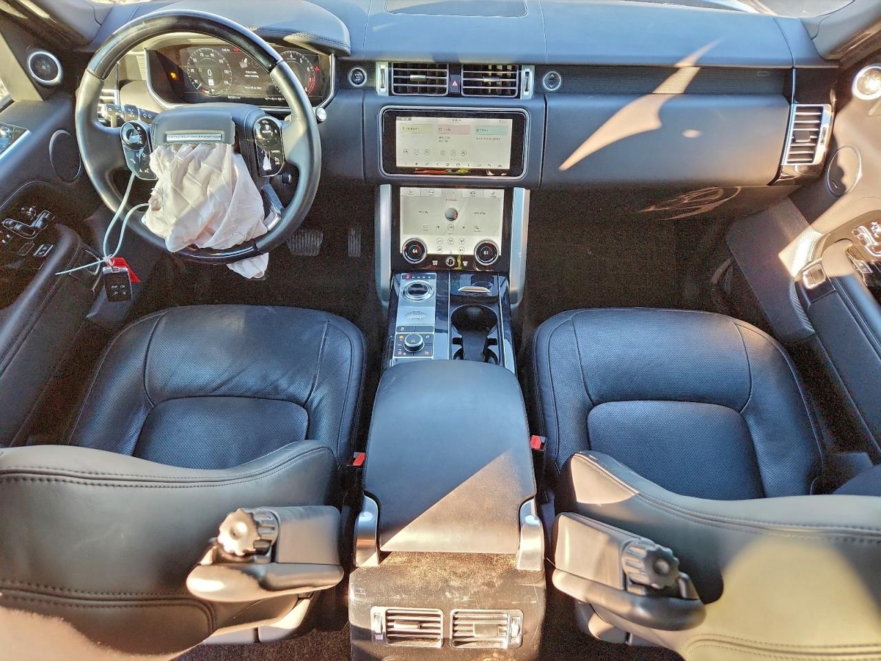2020 LAND ROVER RANGE ROVER HSE photo 8