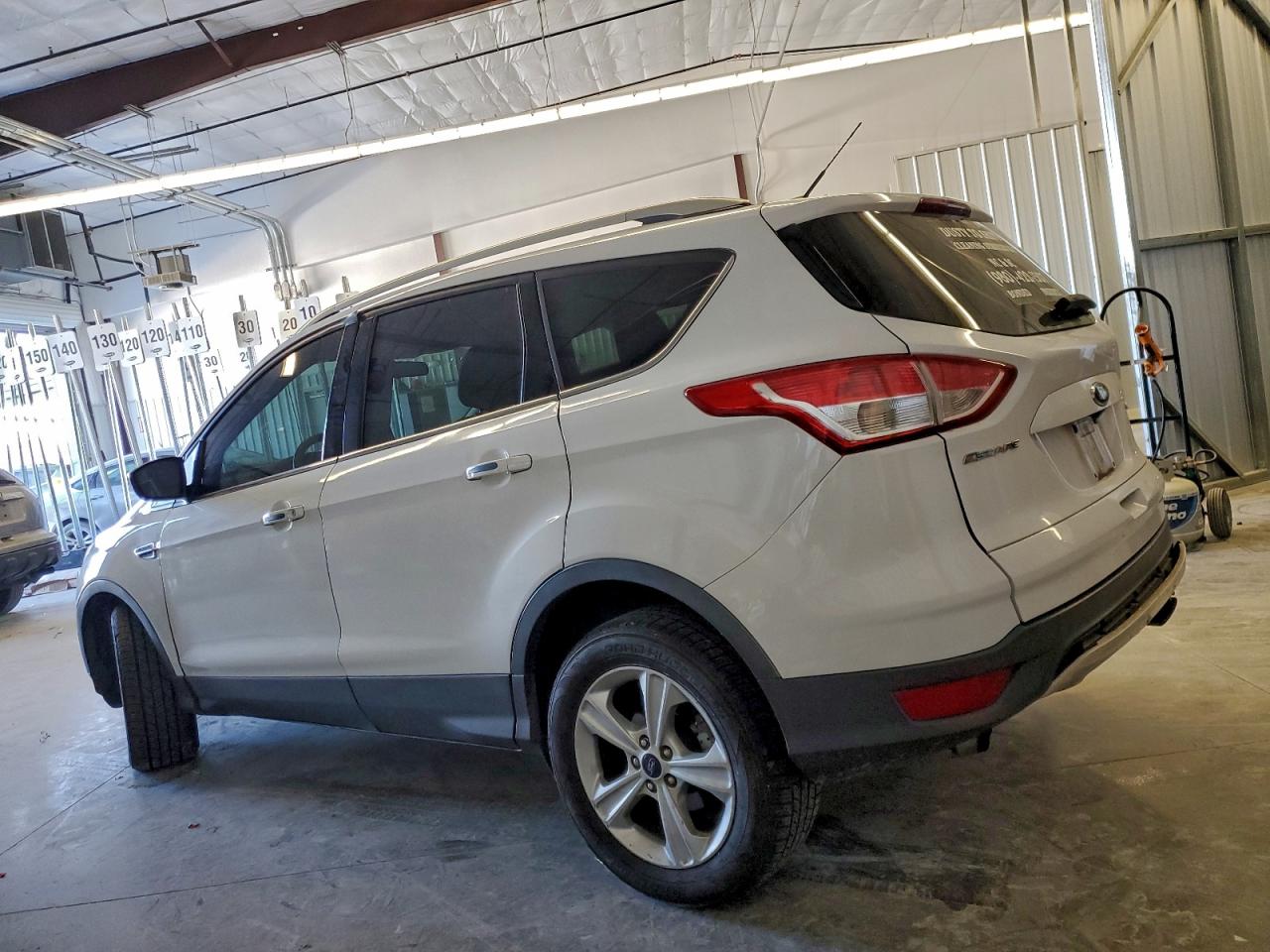 2014 FORD ESCAPE SE photo 2