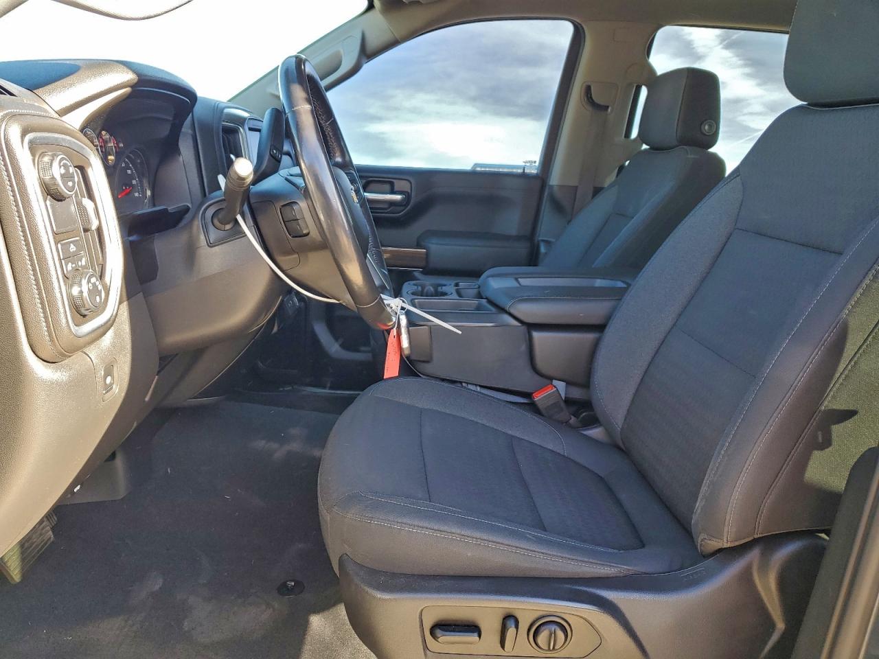 2019 CHEVROLET SILVERADO C1500 LT photo 7