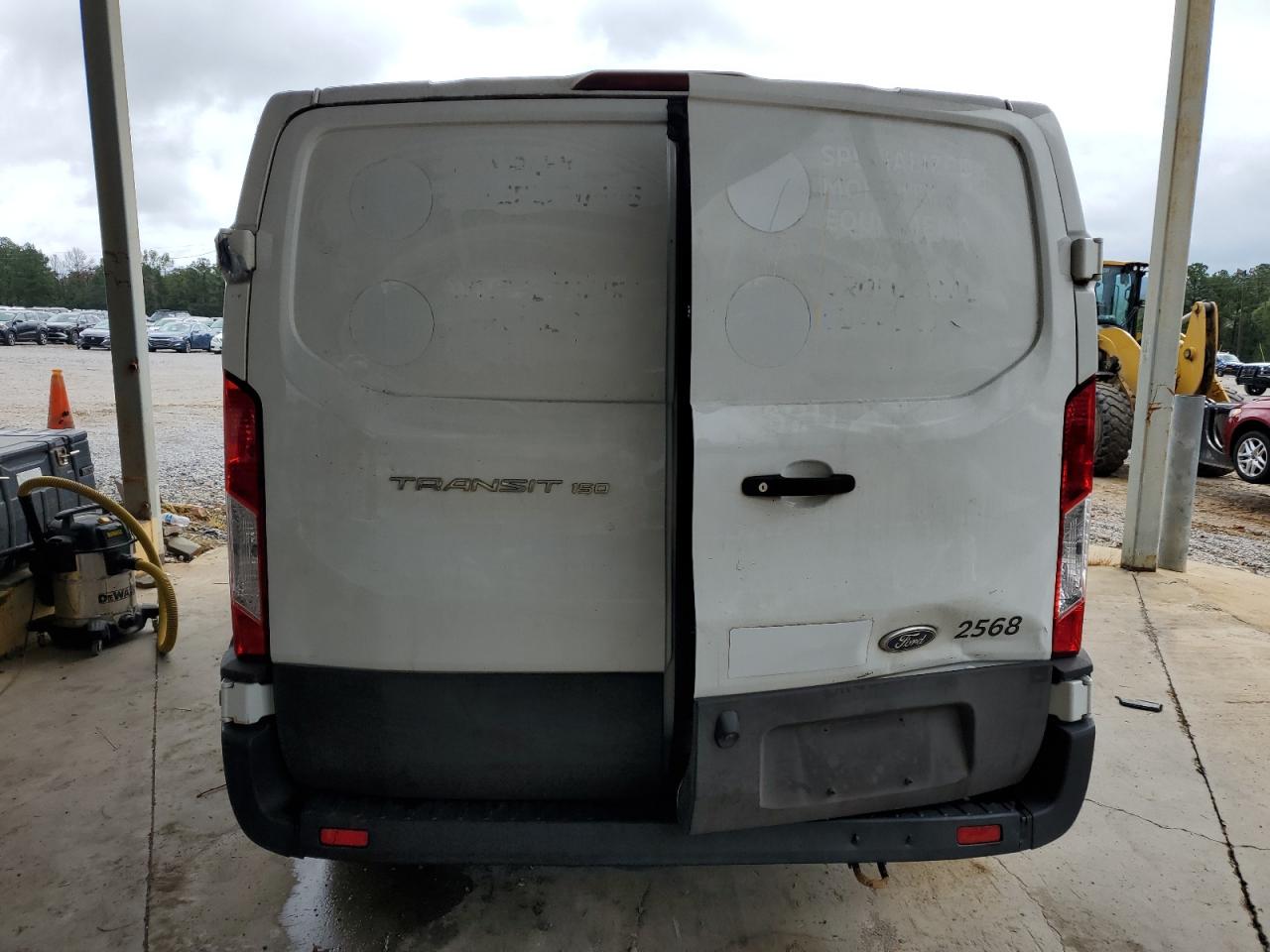 2020 FORD TRANSIT T-150 photo 6