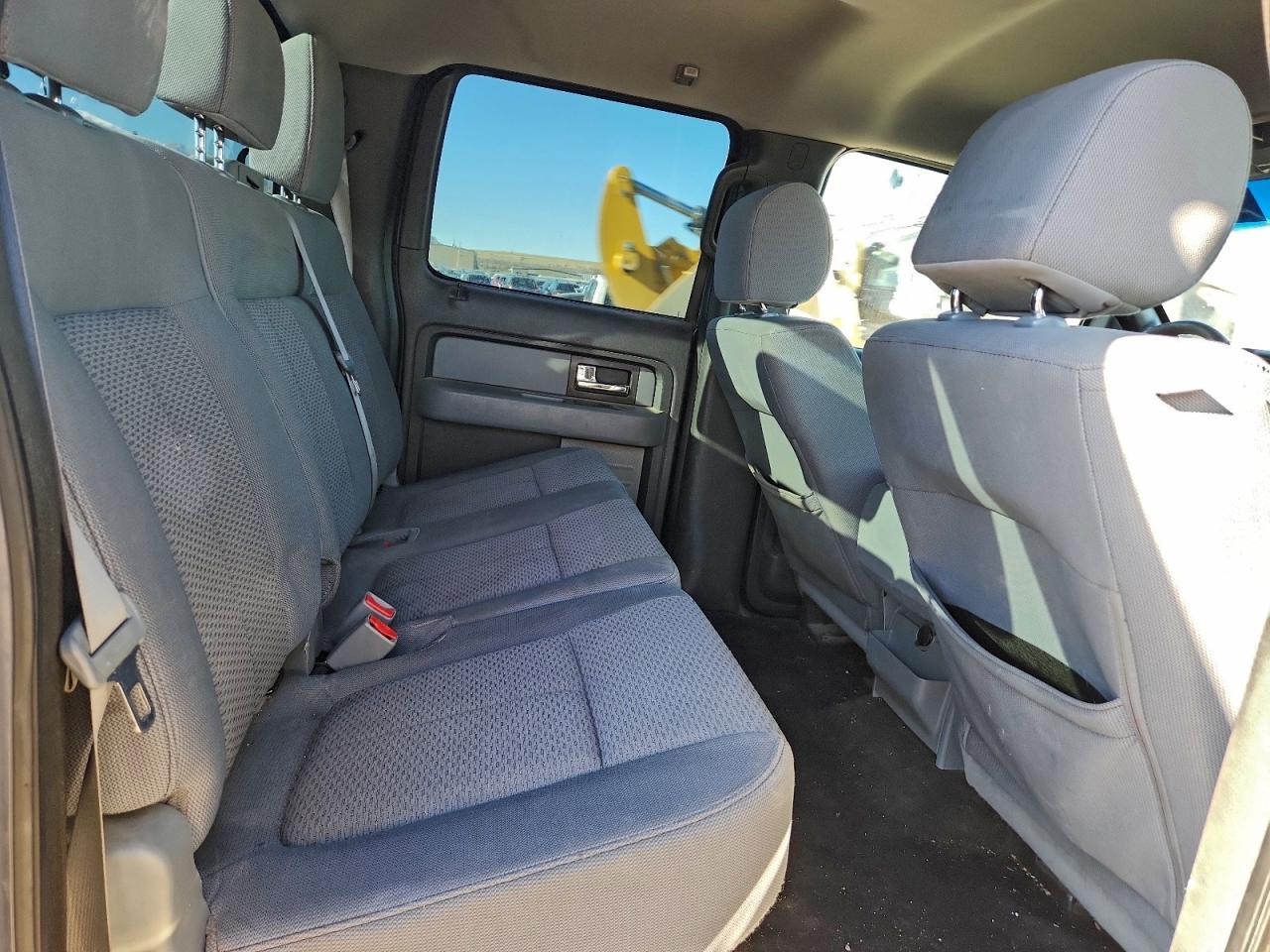 2012 FORD F-150 XLT photo 10