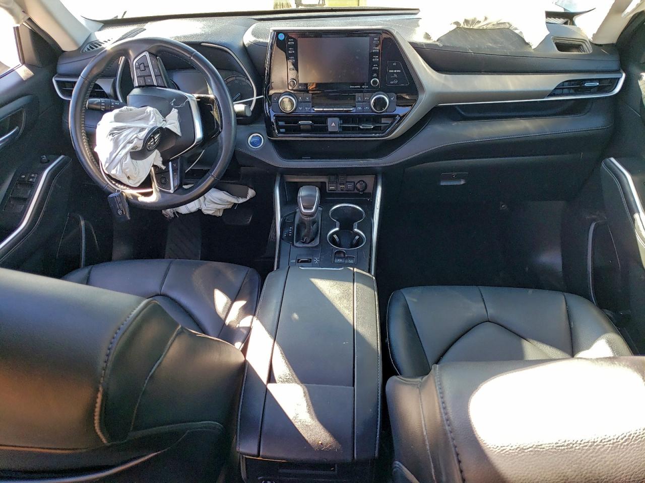 2021 TOYOTA HIGHLANDER HYBRID XLE photo 8