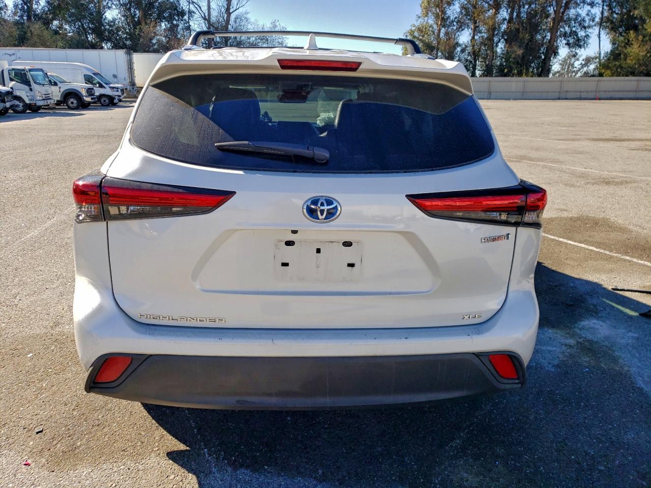 2021 TOYOTA HIGHLANDER HYBRID XLE photo 6