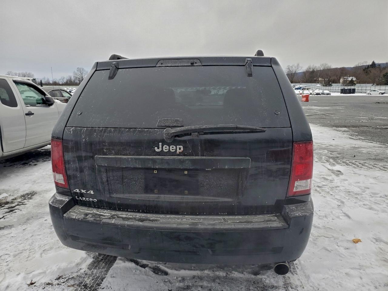 2007 JEEP GRAND CHEROKEE LAREDO photo 6