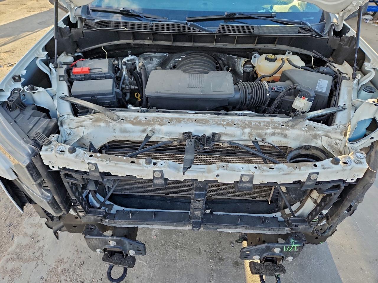 2019 CHEVROLET SILVERADO K1500 photo 11