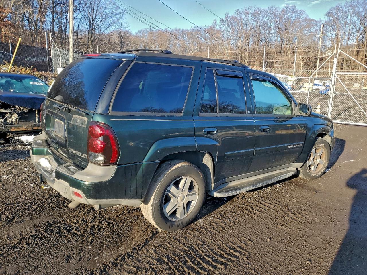 2004 CHEVROLET TRAILBLAZER LS photo 3