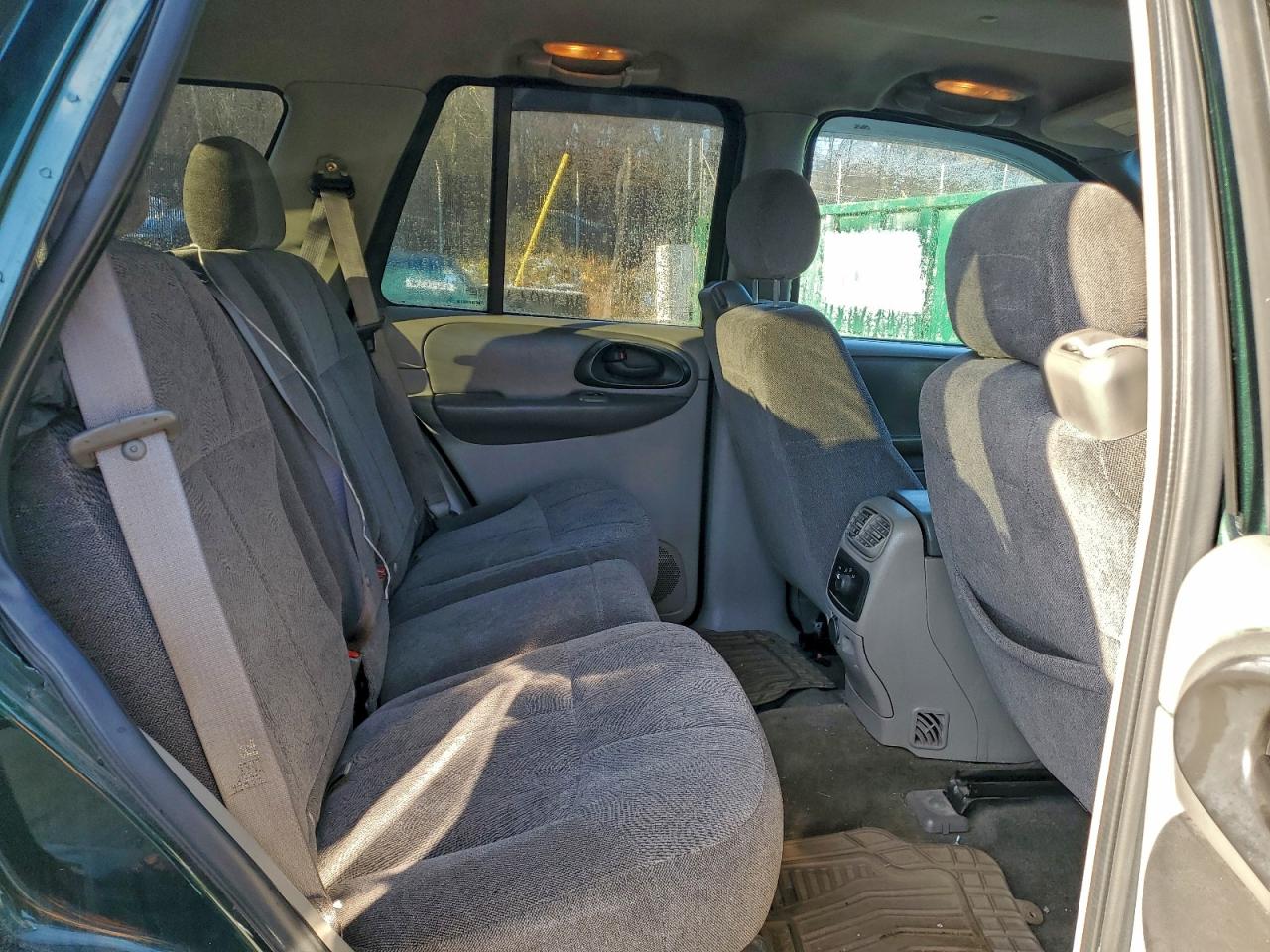 2004 CHEVROLET TRAILBLAZER LS photo 11