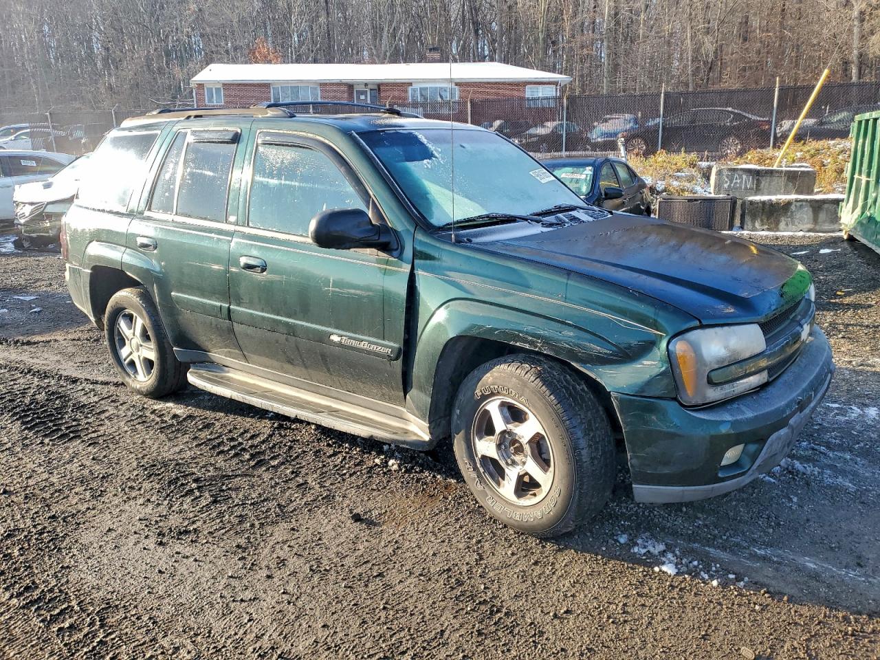 2004 CHEVROLET TRAILBLAZER LS photo 4