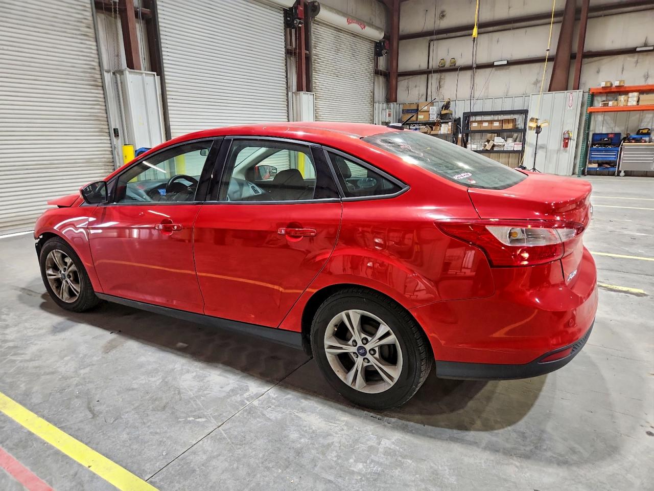 2014 FORD FOCUS SE photo 2