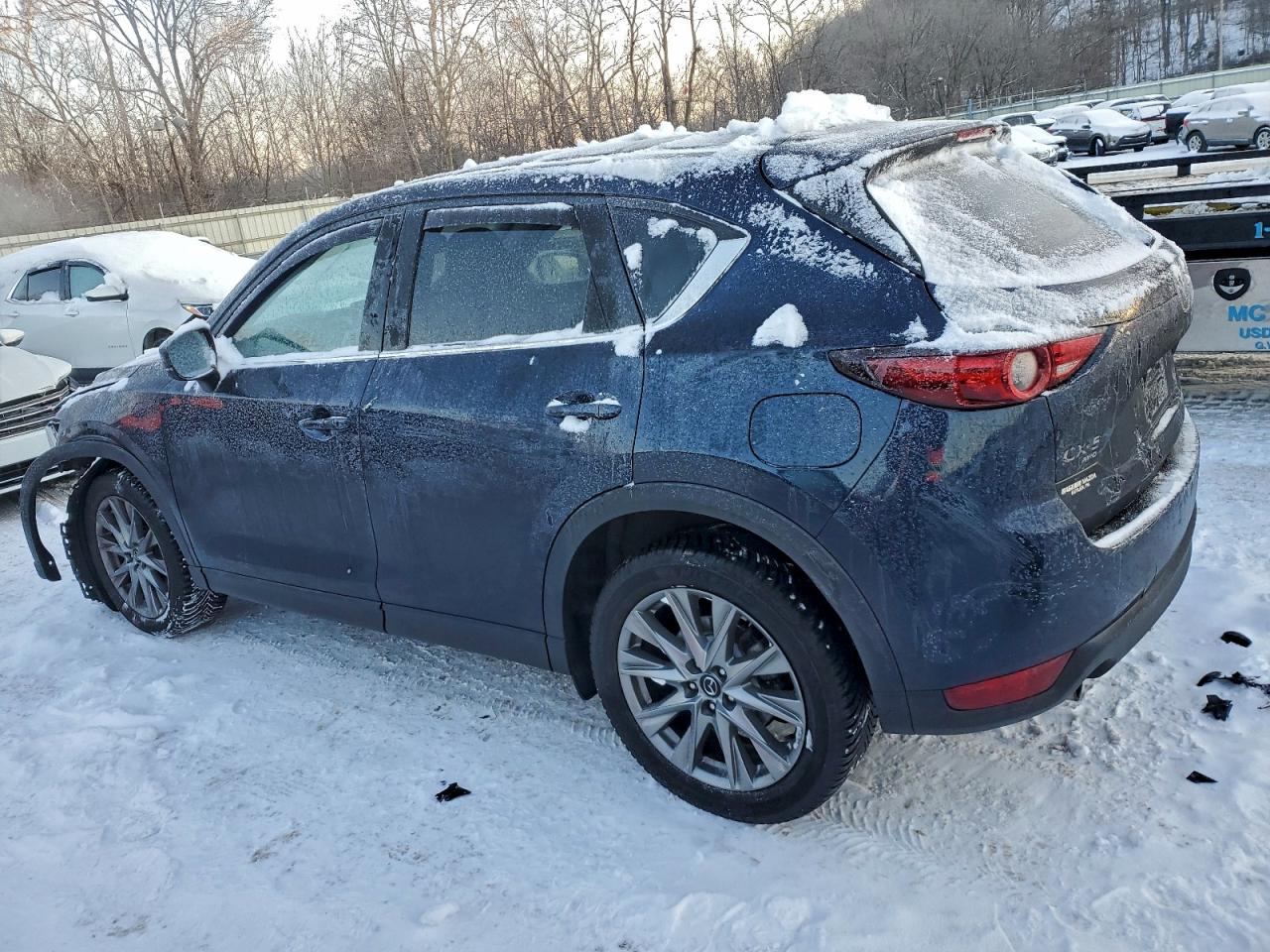 2021 MAZDA CX-5 GRAND TOURING RESERVE photo 2
