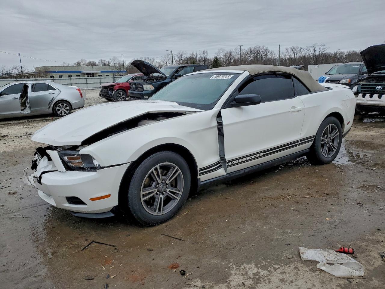 2012 FORD MUSTANG