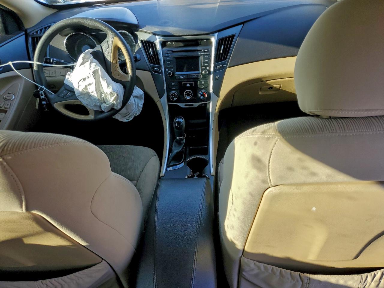2014 HYUNDAI SONATA GLS photo 8