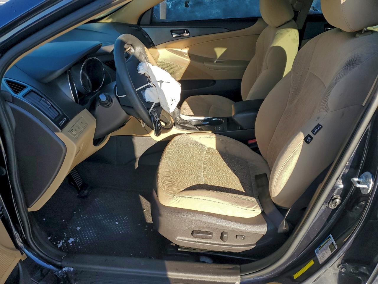 2014 HYUNDAI SONATA GLS photo 7