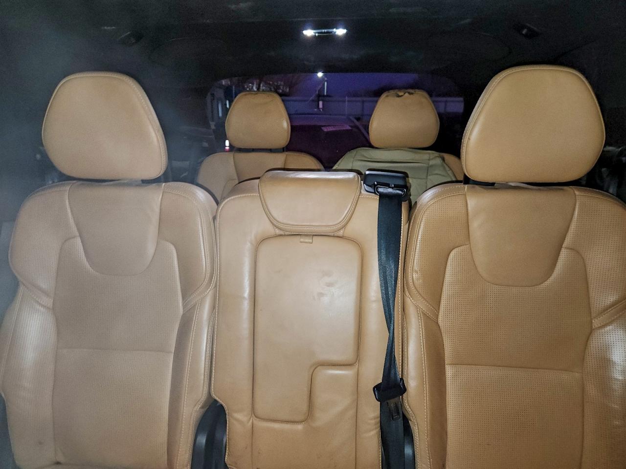 2017 VOLVO XC90 T6 photo 10